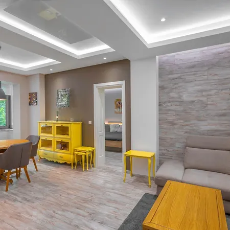 Appartamento Elegant Escape In The Heart Of The Sofia
